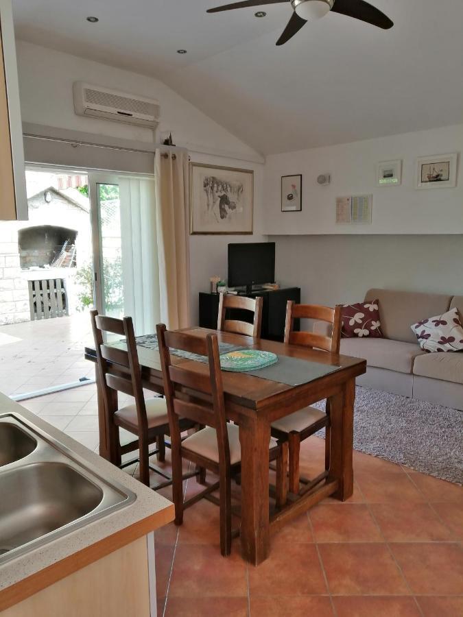 Apartment Dzoni Split Kültér fotó